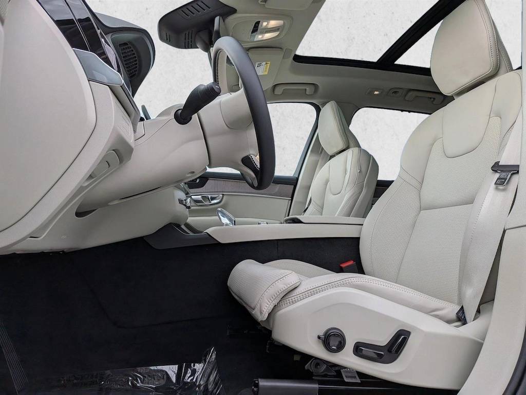 New 2026 Volvo XC90 Plug-In Hybrid Ultra Sport Utility