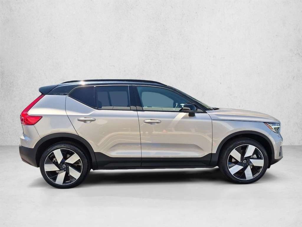 Certified 2023 Volvo XC40 Recharge Pure Electric Ultimate SUV