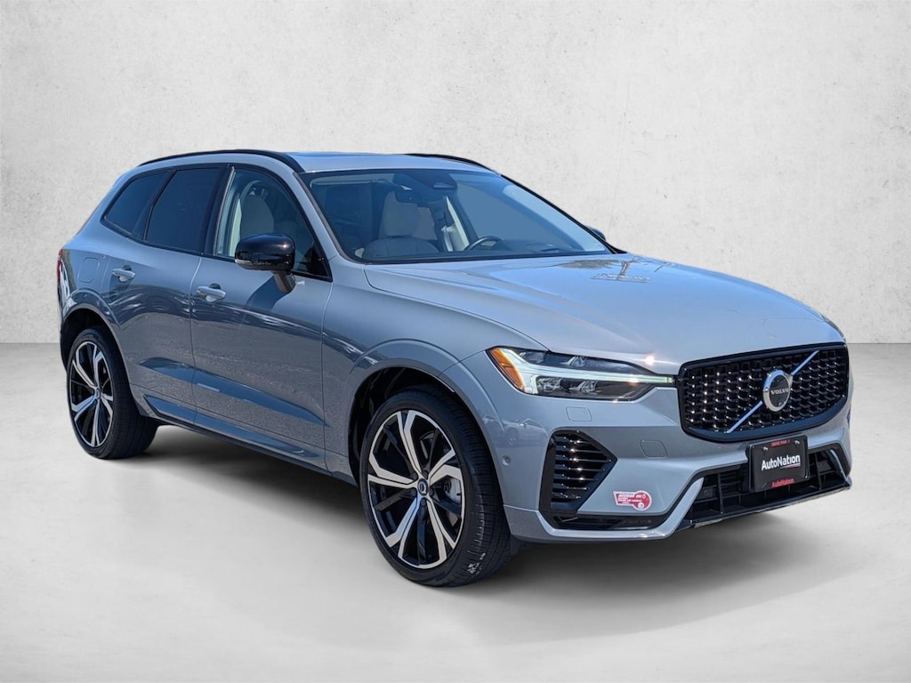 Used 2024 Volvo XC60 plug-in hybrid T8 Ultimate Dark SUV