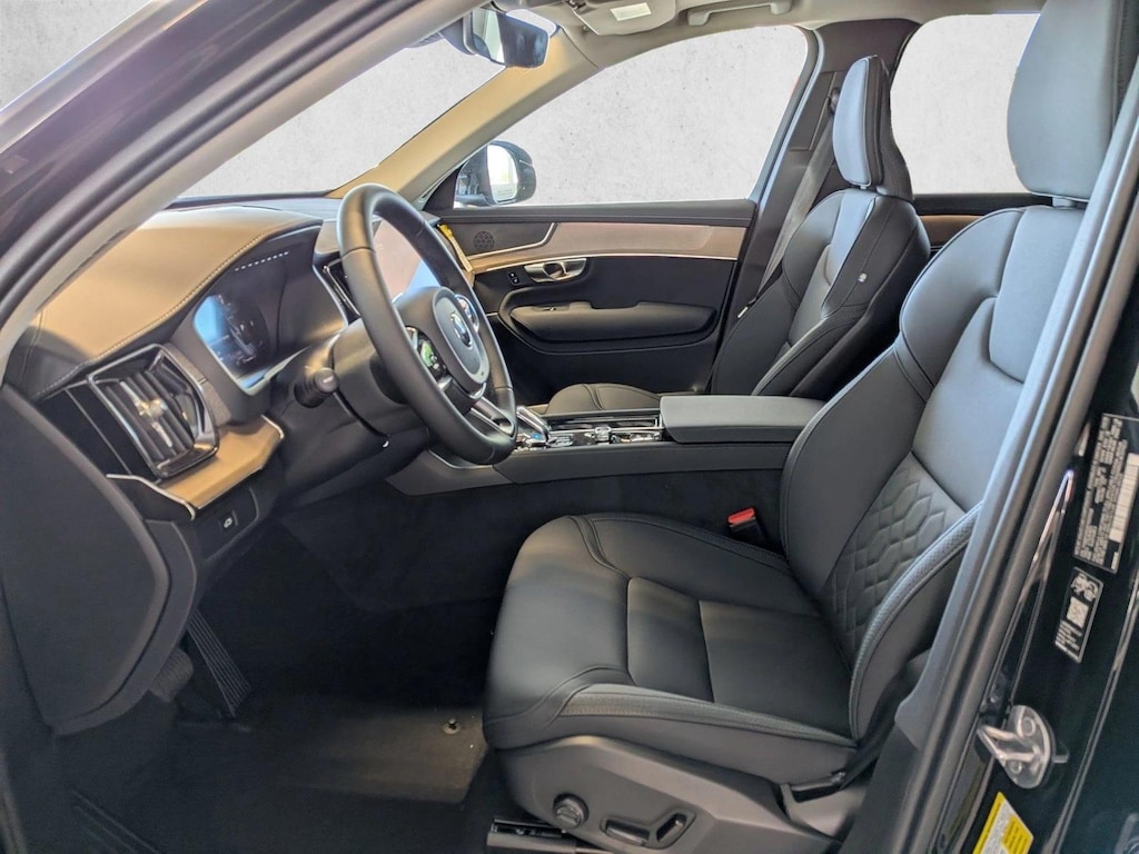 New 2026 Volvo XC90 Plus SUV