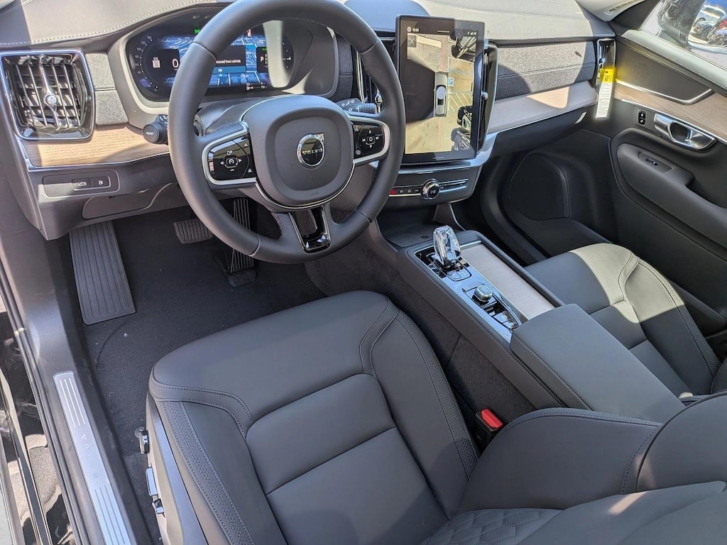 New 2026 Volvo XC90 plug-in hybrid Plus SUV