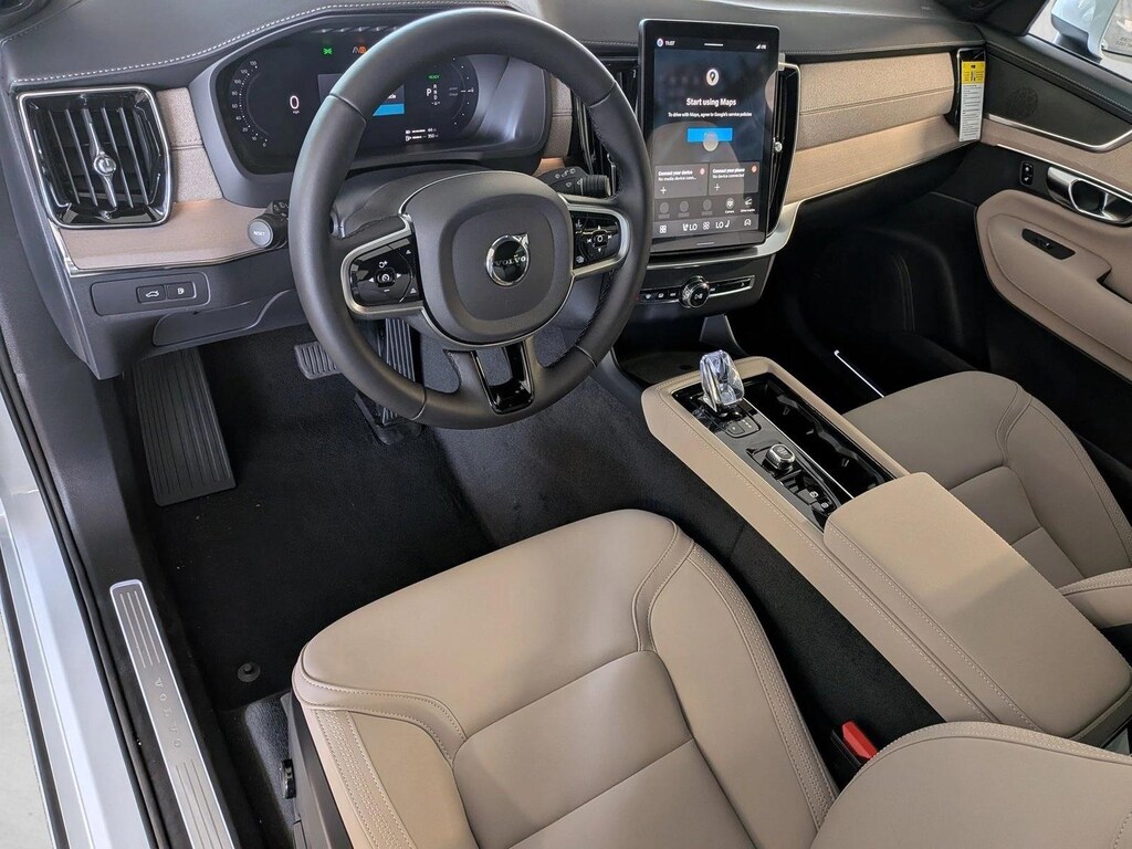 Used 2026 Volvo XC90 plug-in hybrid Core SUV
