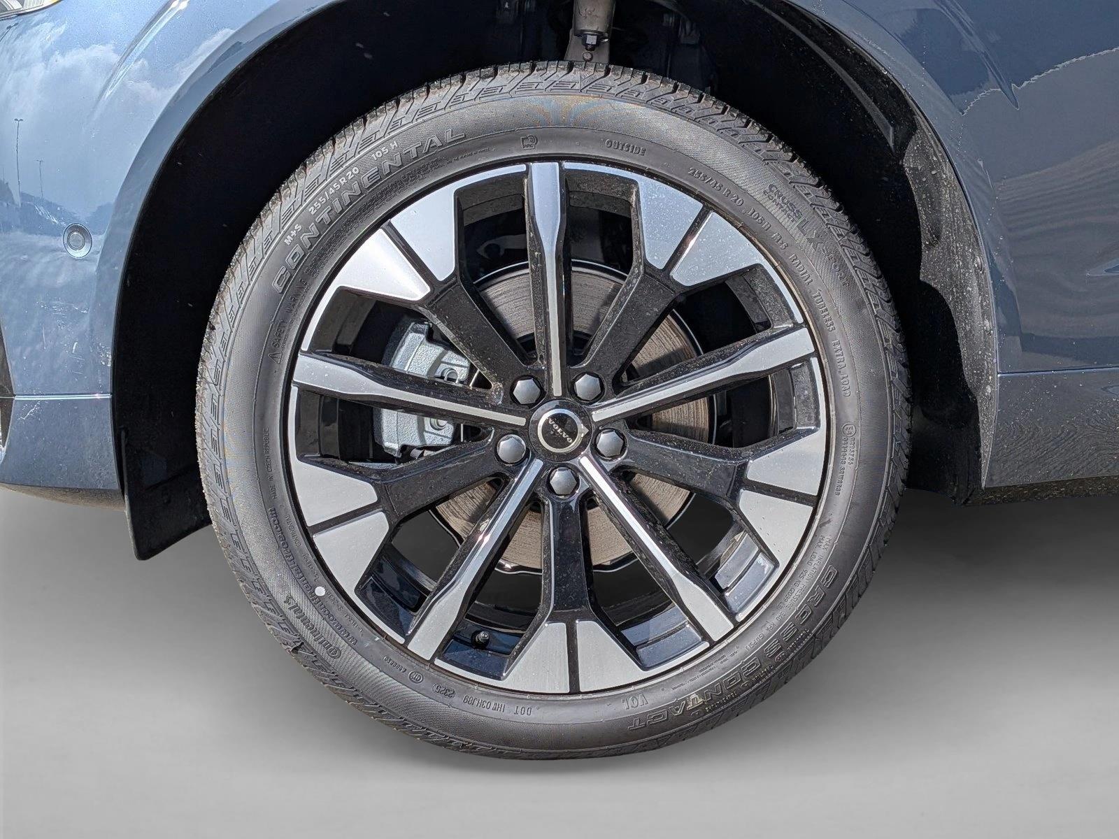 2026 Volvo XC60 Plus - Photo 25
