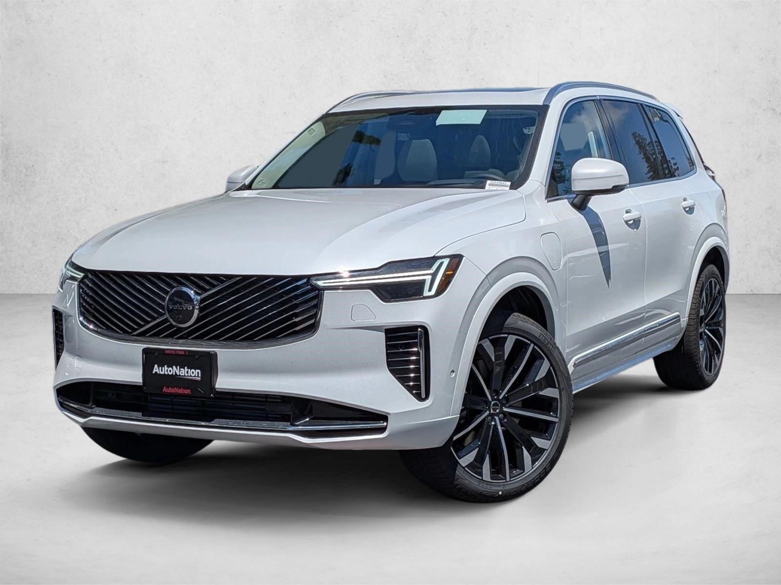  Volvo XC90 Plug-In Hybrid