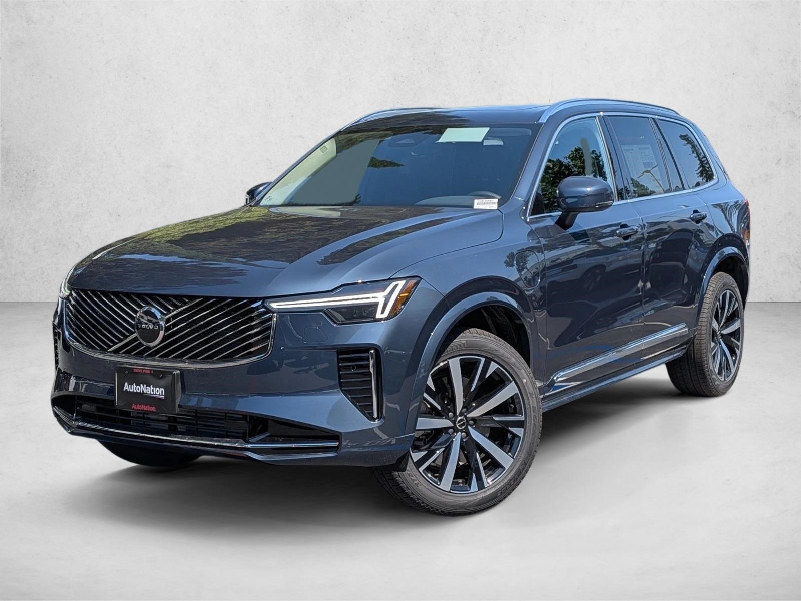  Volvo XC90 plug-in hybrid