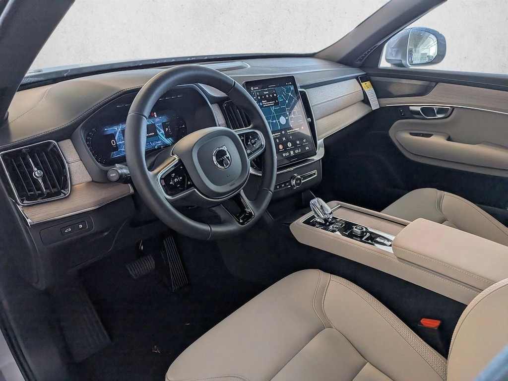 New 2026 Volvo XC90 Plug-In Hybrid Plus Sport Utility
