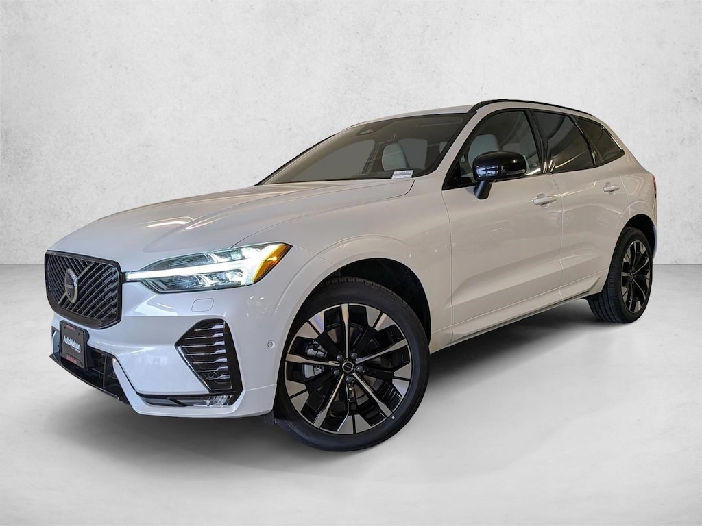 New 2026 Volvo XC60 Plus SUV