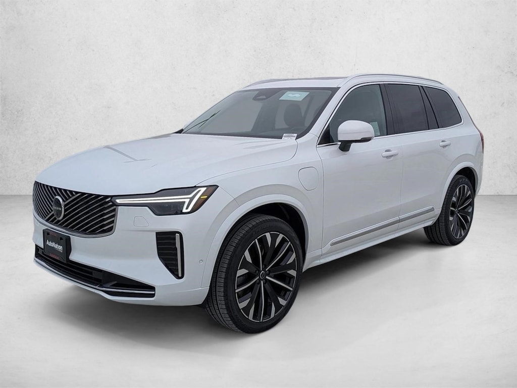 New 2026 Volvo XC90 Plug-In Hybrid Plus Sport Utility