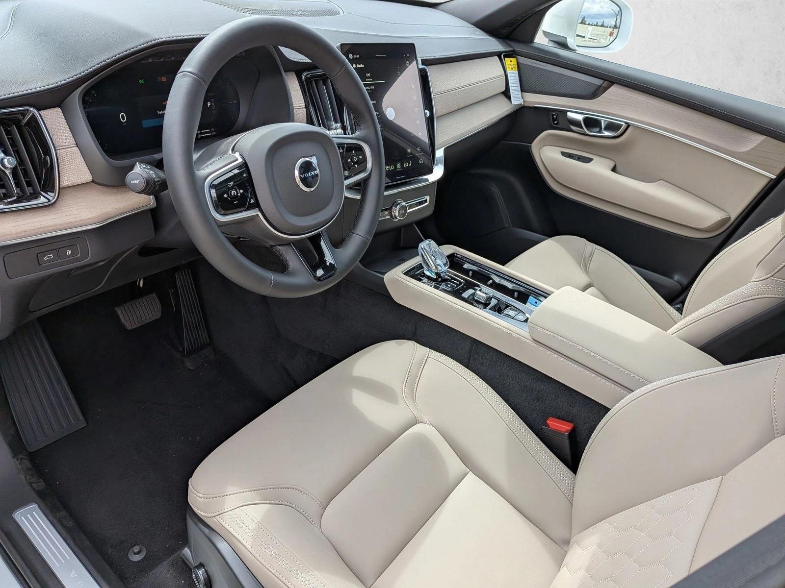 New 2026 Volvo XC90 Plug-In Hybrid Plus Sport Utility