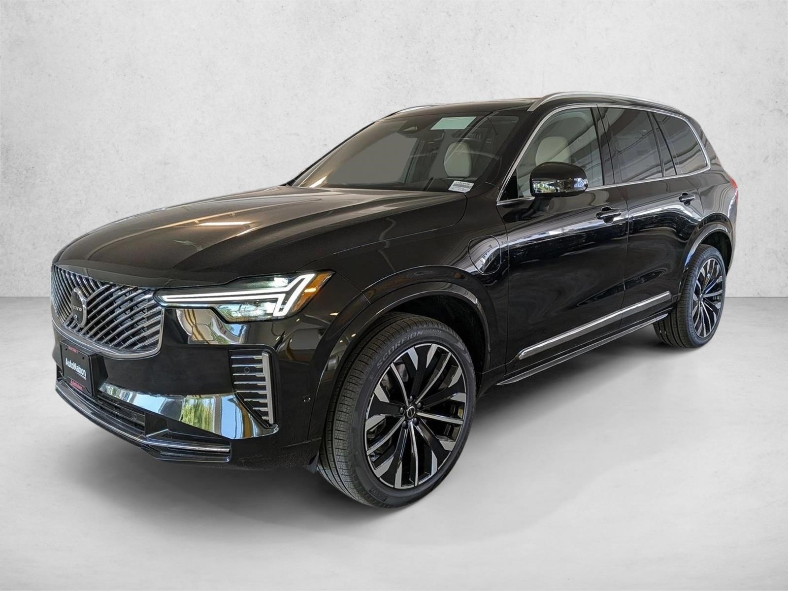  Volvo XC90 Plug-In Hybrid
