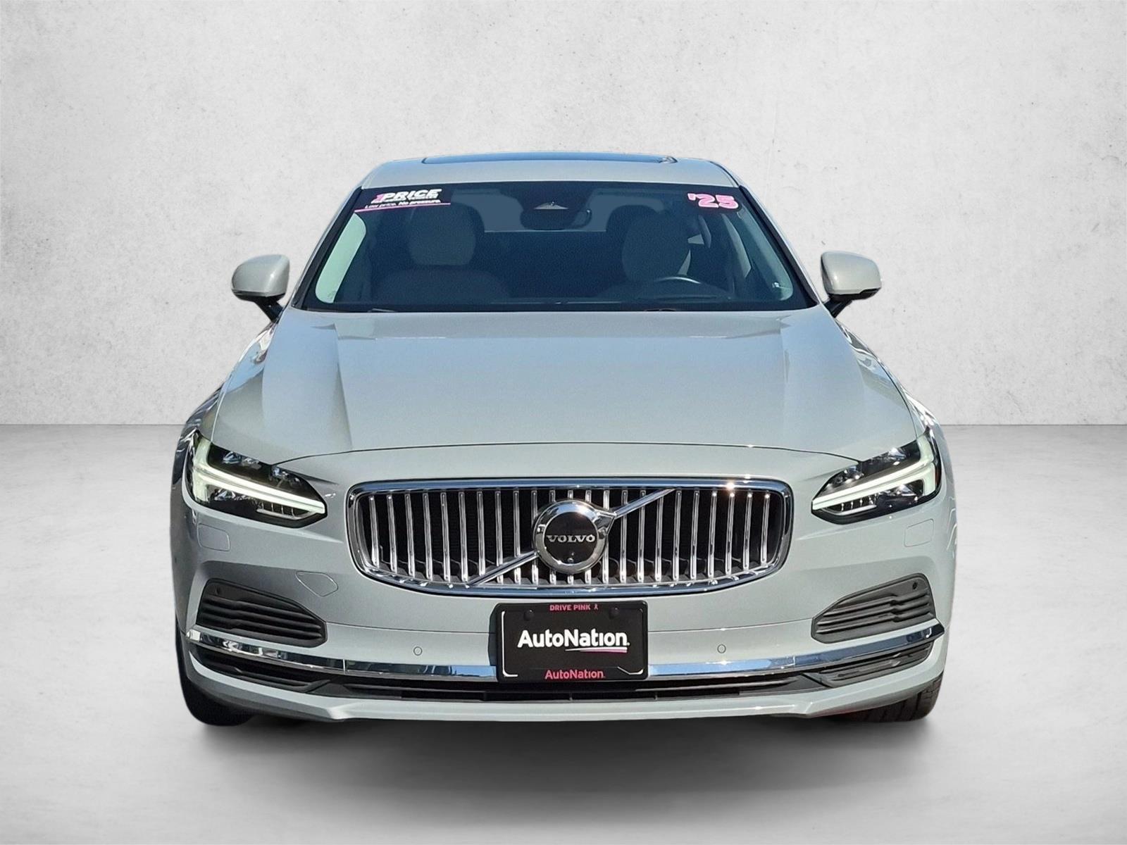 Certified 2025 Volvo S60 Plug-In Hybrid T8 Ultra Sedan