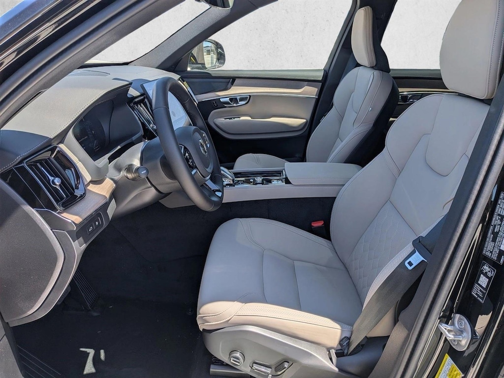 New 2026 Volvo XC90 Plug-In Hybrid Plus Sport Utility