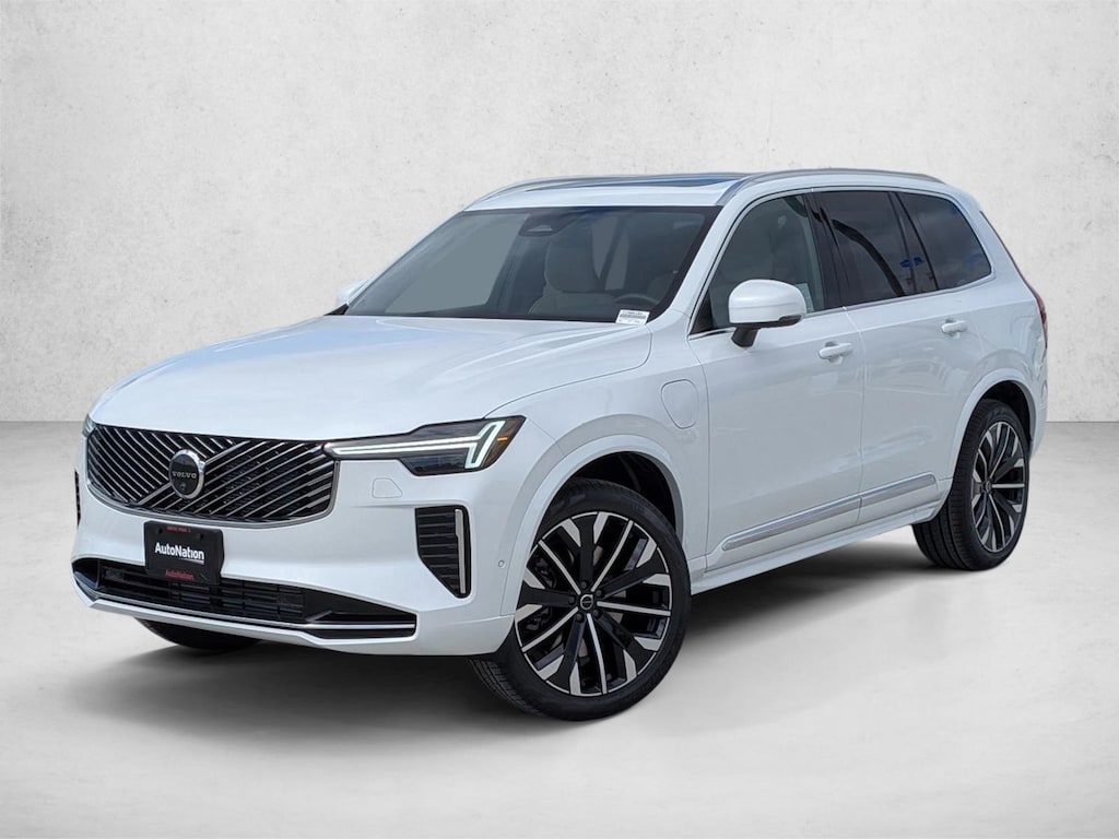 New 2026 Volvo XC90 Plug-In Hybrid Plus Sport Utility