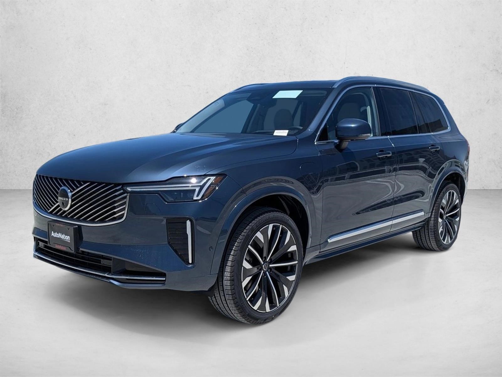 New 2026 Volvo XC90 Plug-In Hybrid Ultra Sport Utility