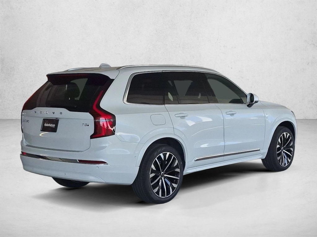 New 2026 Volvo XC90 plug-in hybrid Plus SUV