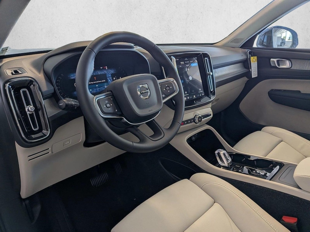 Used 2026 Volvo XC40 Plus SUV
