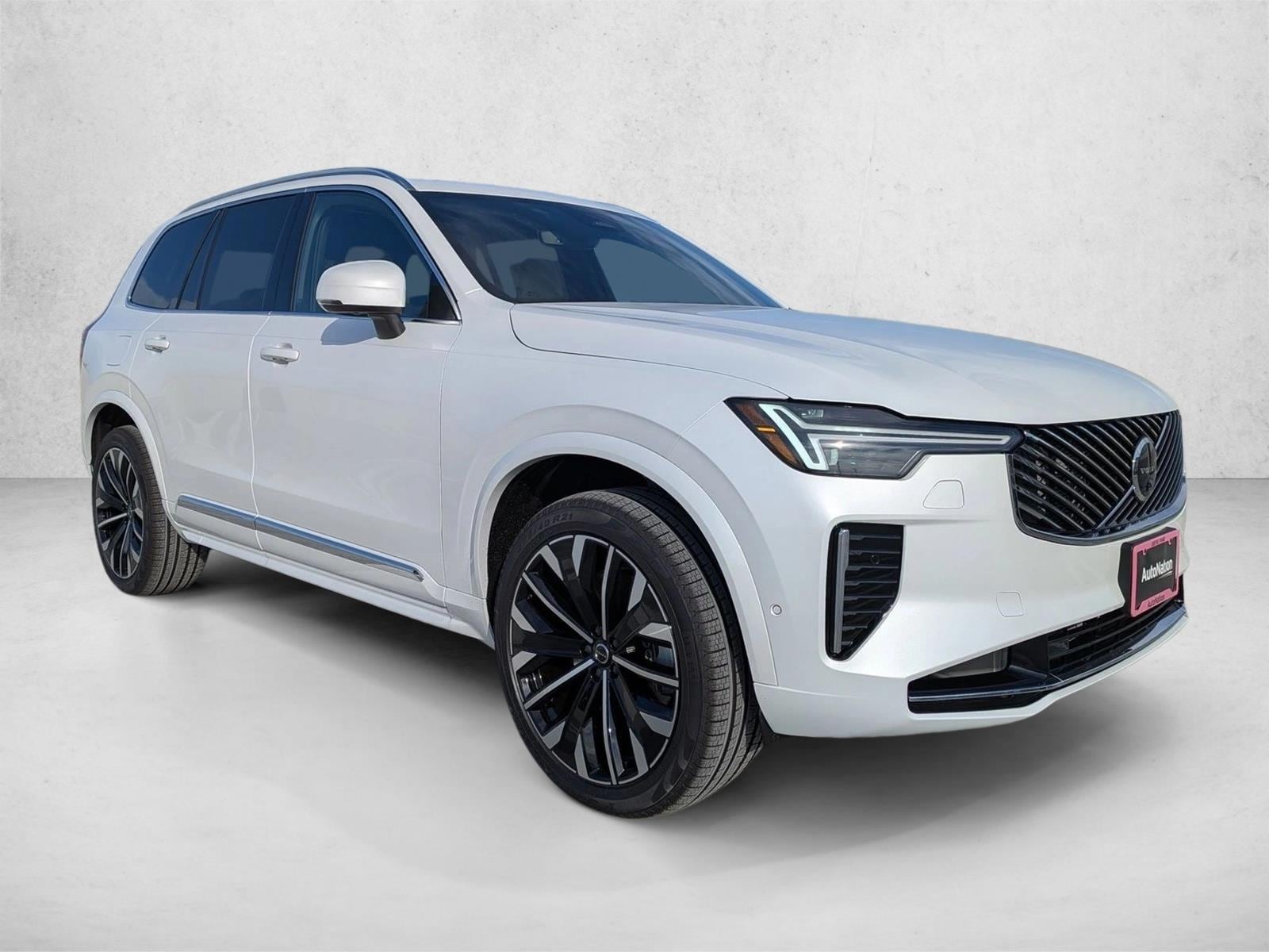 2026 Volvo XC90 Plus - Photo 7