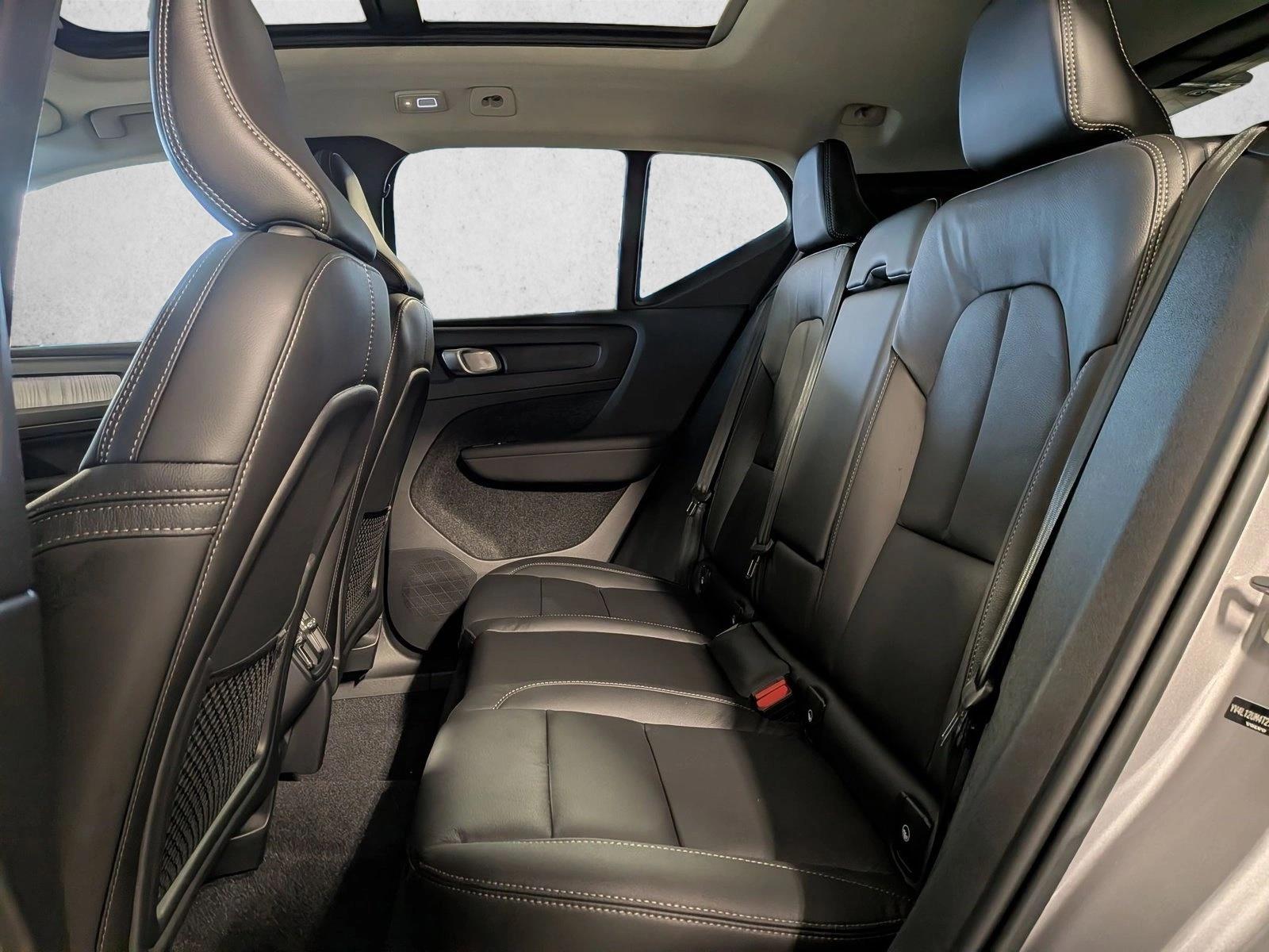 2026 Volvo XC40 Ultra - Photo 19
