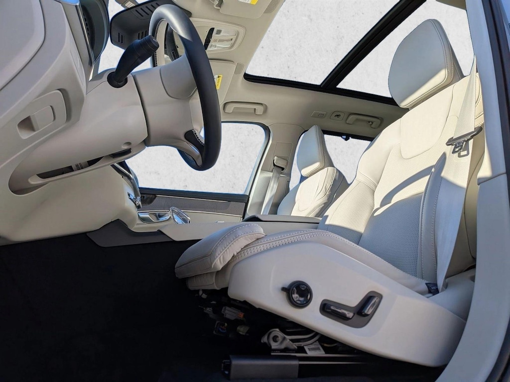 New 2026 Volvo XC90 Ultra SUV