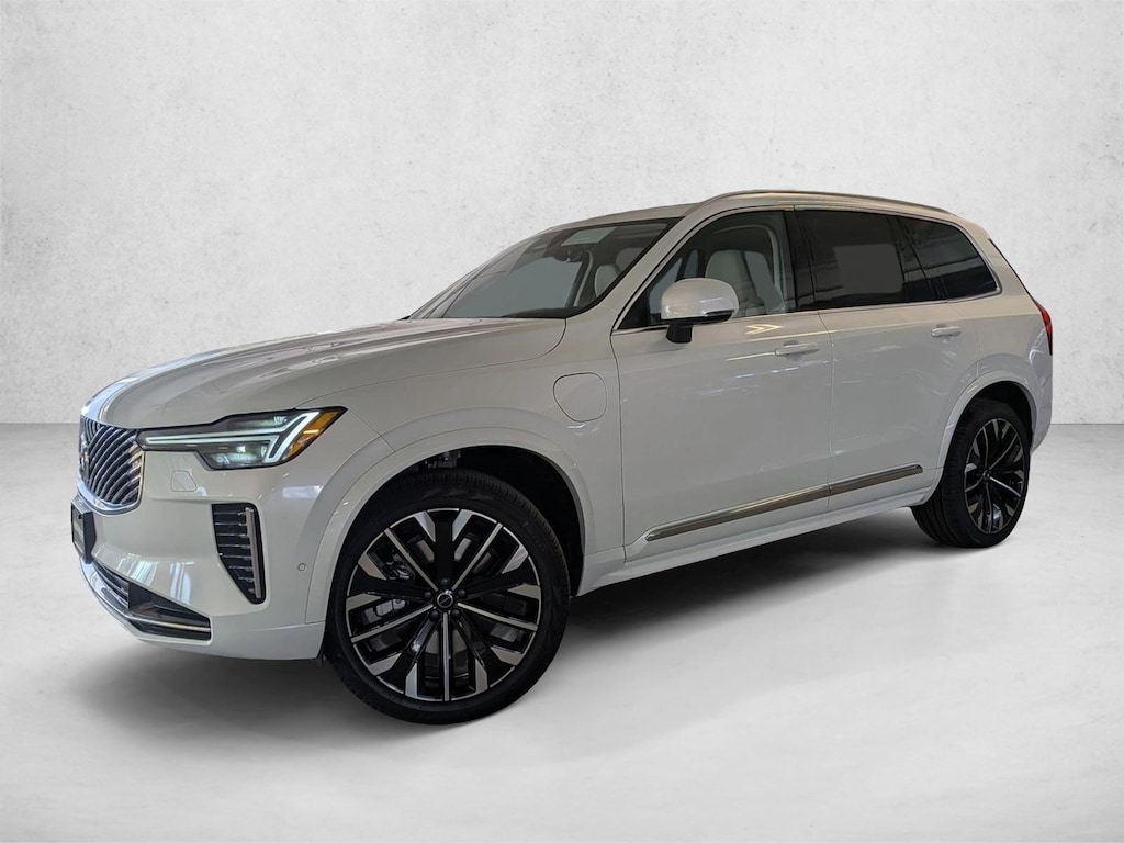 New 2026 Volvo XC90 Plug-In Hybrid Ultra Sport Utility