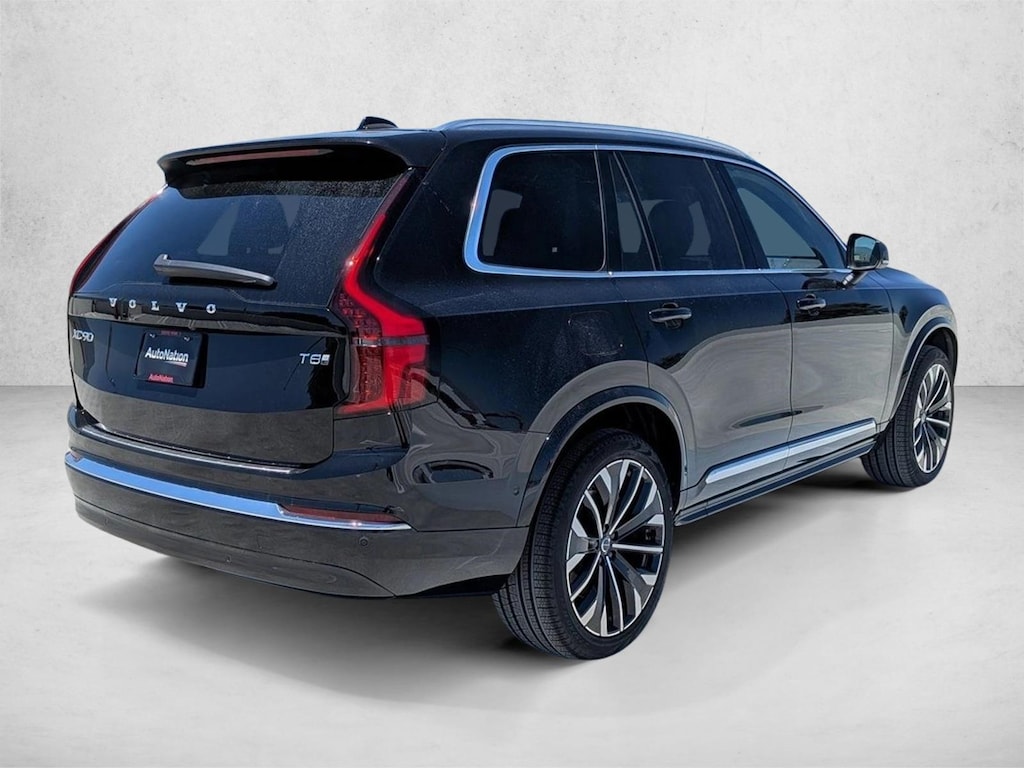New 2026 Volvo XC90 Plug-In Hybrid Plus Sport Utility