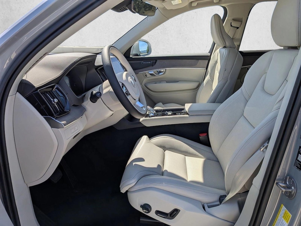 New 2026 Volvo XC90 Plug-In Hybrid Ultra Sport Utility