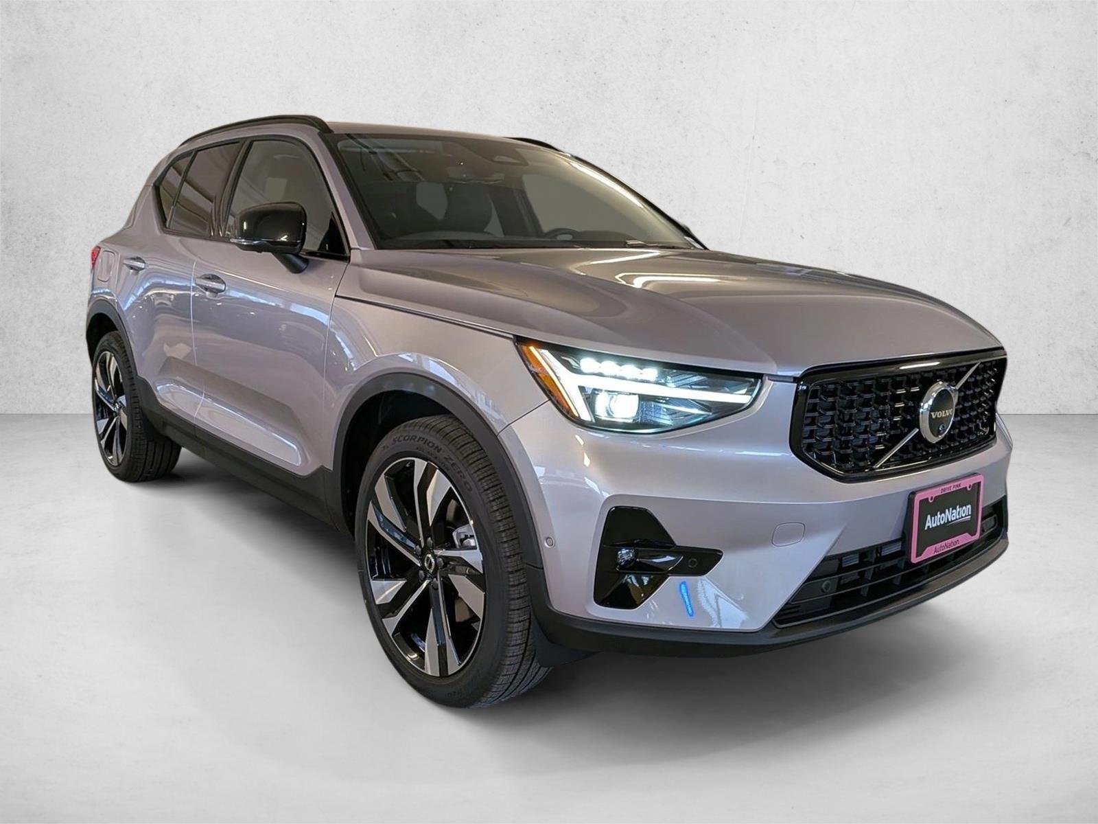 Certified 2026 Volvo XC40 B5 Ultra SUV