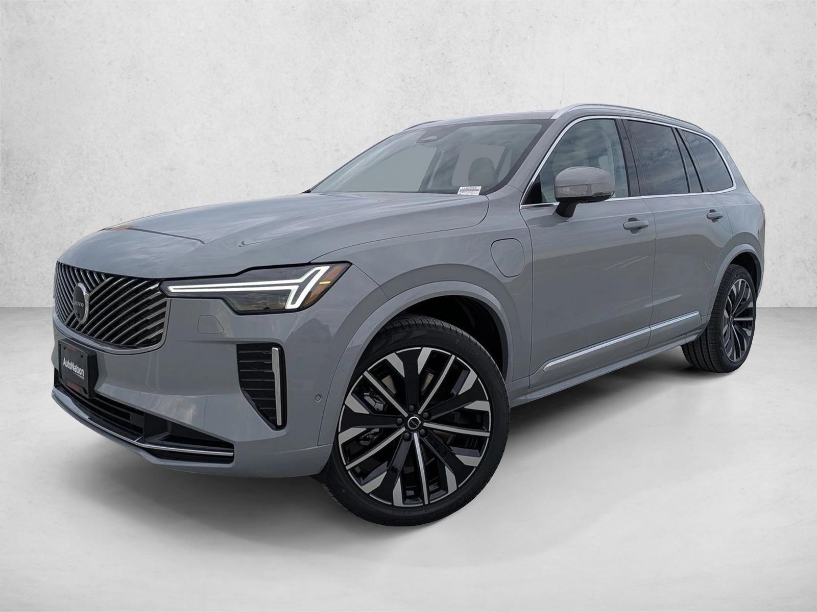  Volvo XC90 Plug-In Hybrid