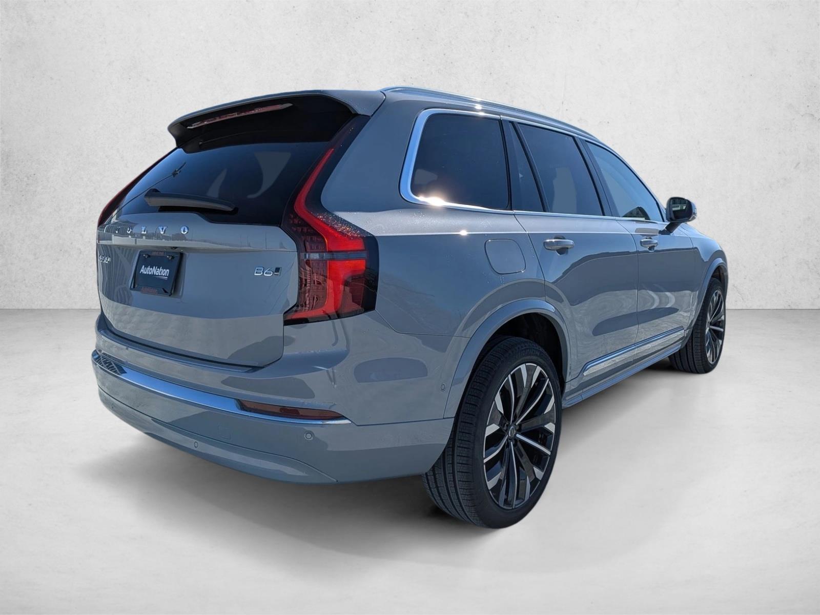 New 2026 Volvo XC90 Plus SUV