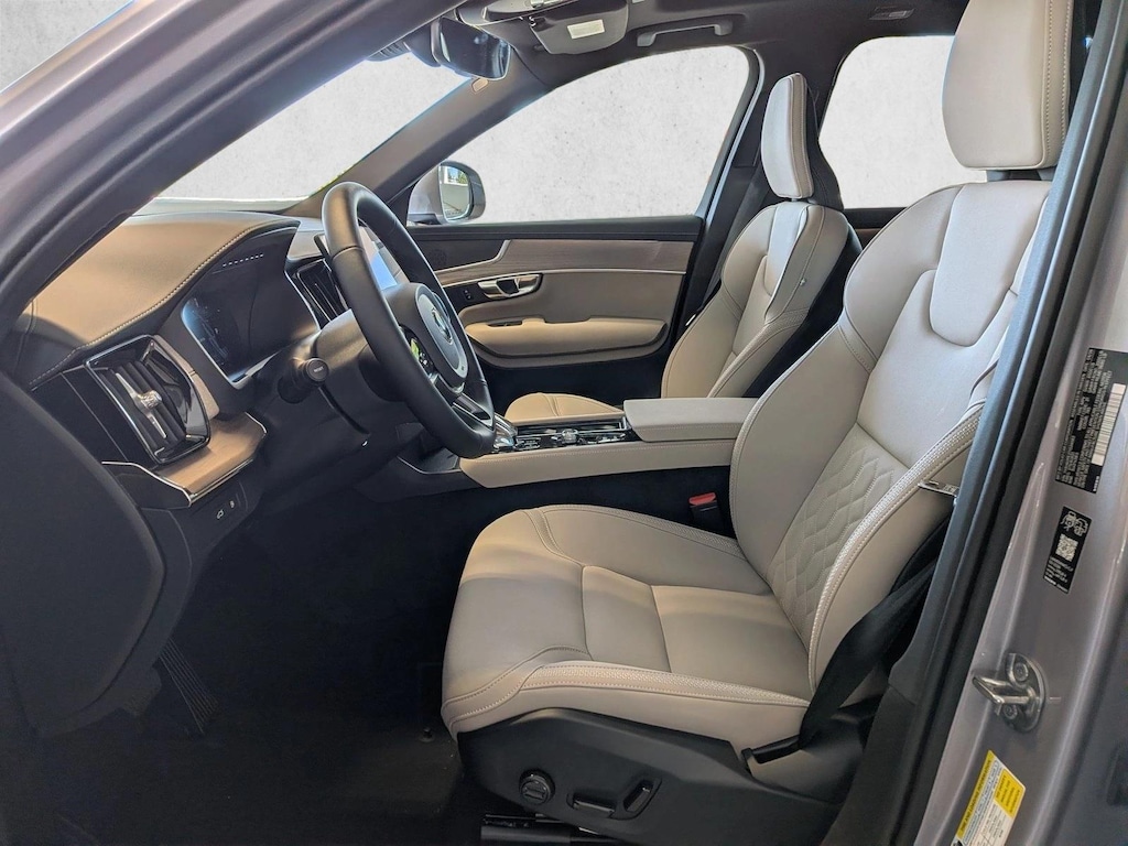 New 2026 Volvo XC90 Plug-In Hybrid Plus Sport Utility