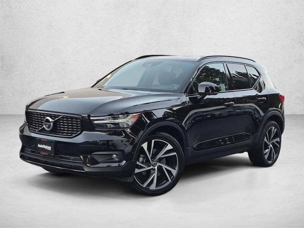 Used 2019 Volvo XC40 T5 R-Design SUV