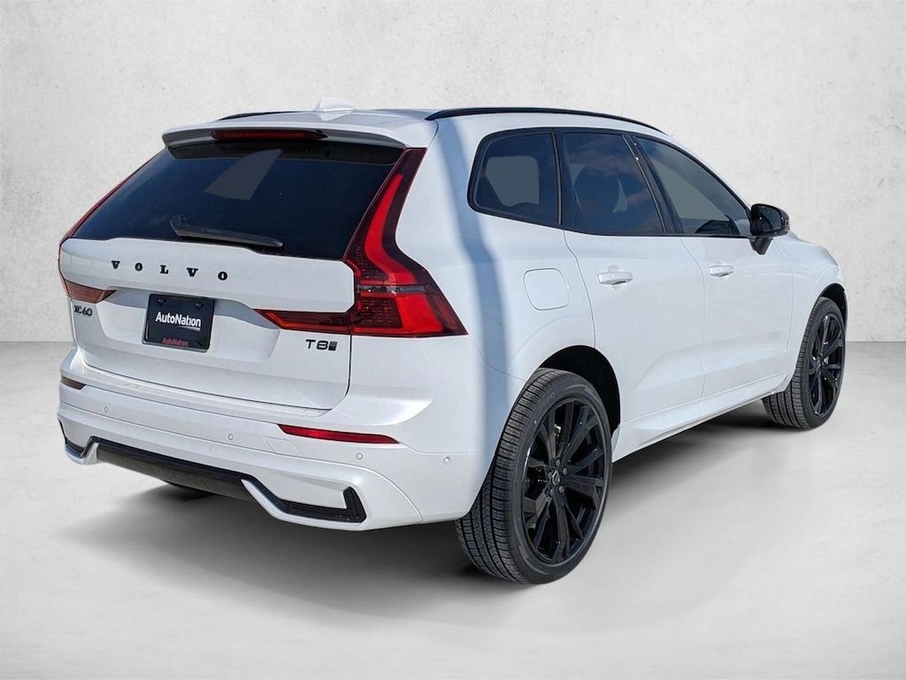 New 2026 Volvo XC60 Plug-In Hybrid Ultra Black Edition Sport Utility