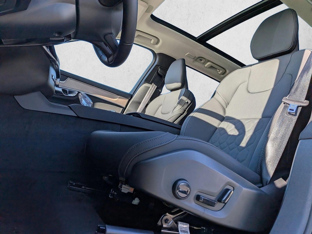 Used 2026 Volvo XC90 Plus SUV