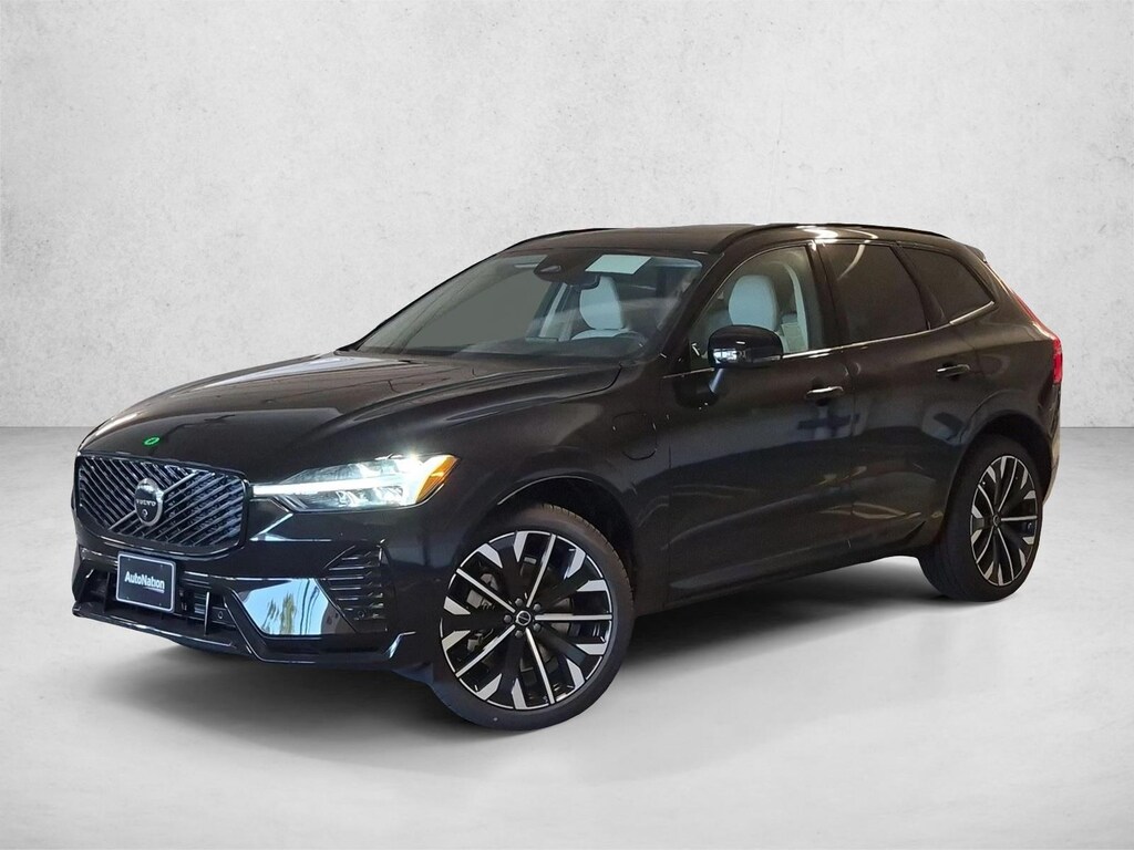 New 2027 Volvo XC60 plug-in hybrid Ultra SUV