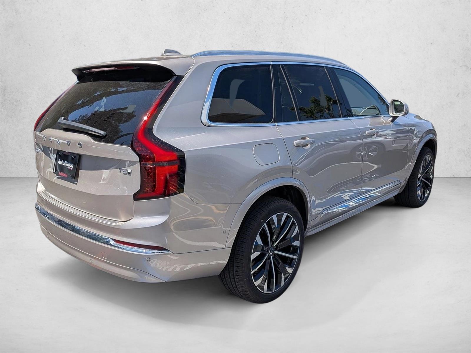 New 2026 Volvo XC90 Plug-In Hybrid Plus Sport Utility