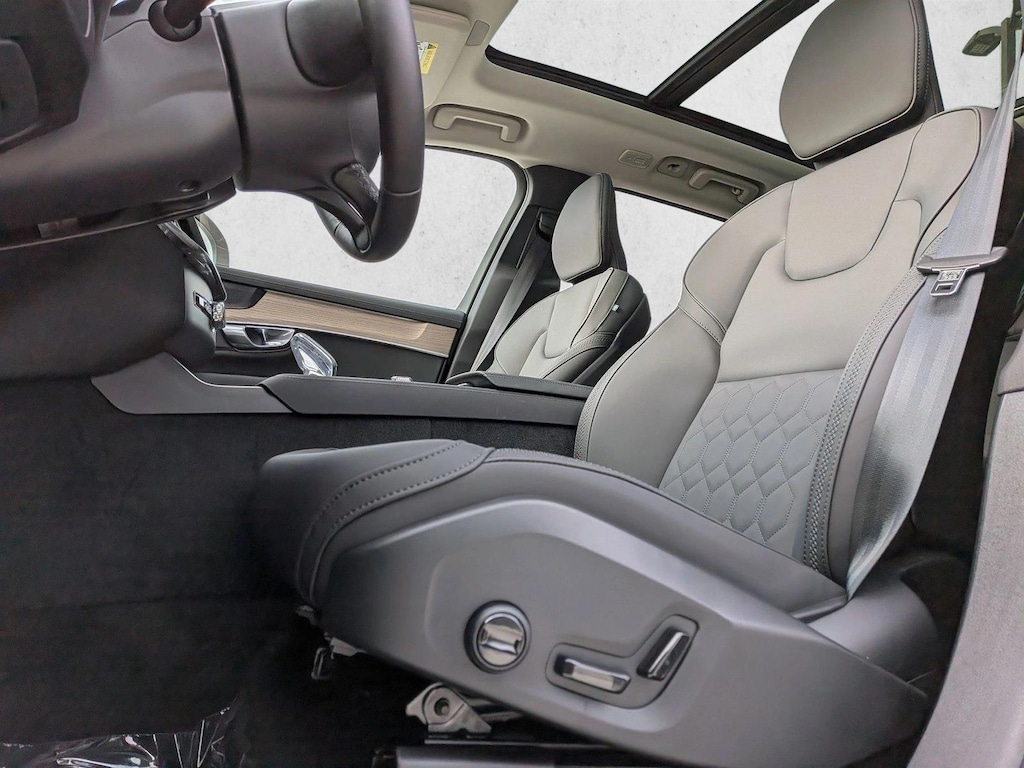 Used 2026 Volvo XC90 Plus SUV