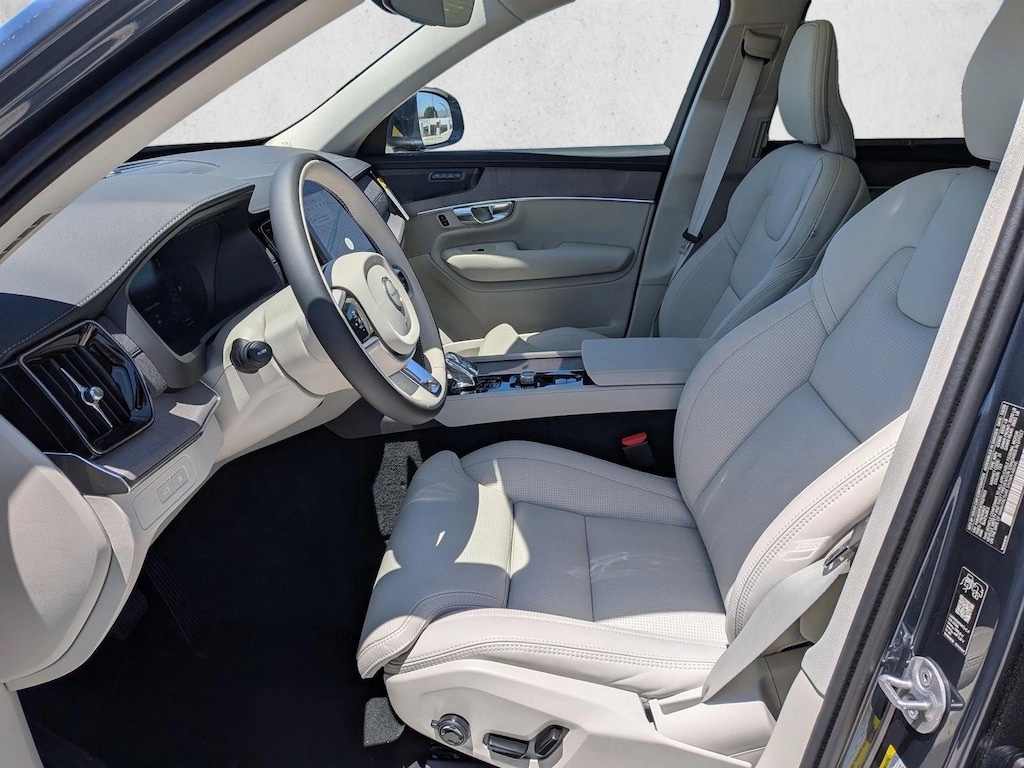 New 2026 Volvo XC90 Plug-In Hybrid Ultra Sport Utility