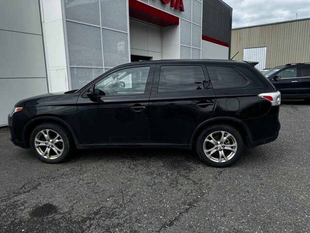 2015 Mitsubishi Outlander SE