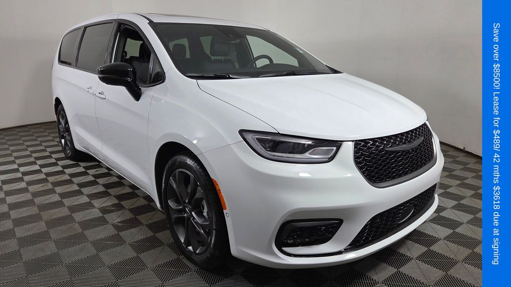 2026 Chrysler Pacifica