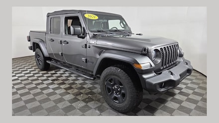 2021 Jeep Gladiator Sport Truck