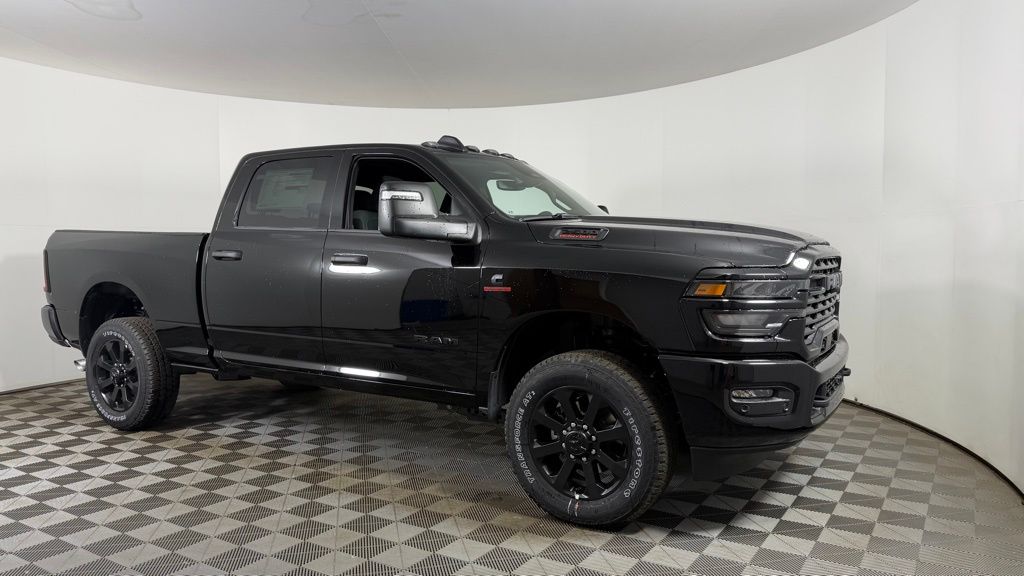 2026 Ram 2500 BIG HORN CREW CAB 4X4 6'4 BOX Pickup