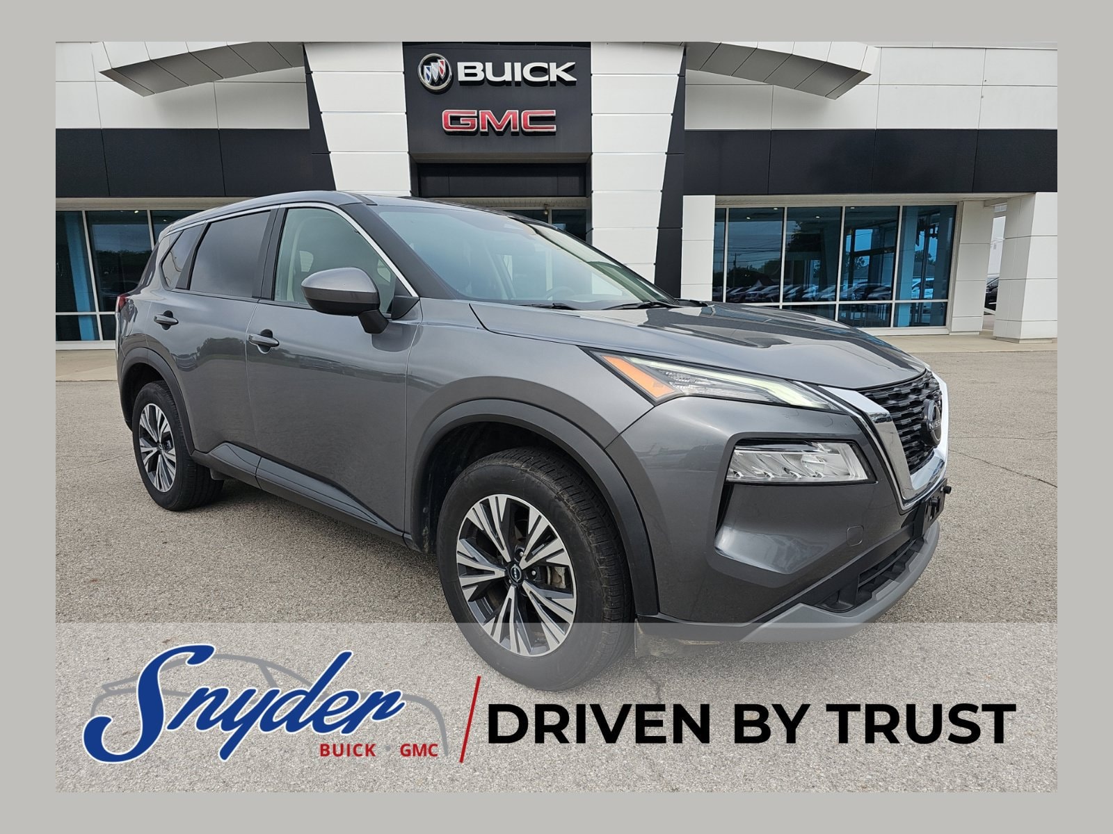 2023 Nissan Rogue SV