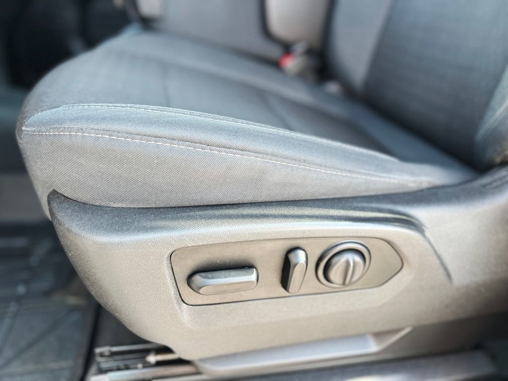 2019 Chevrolet Silverado 1500 LT - Photo 14