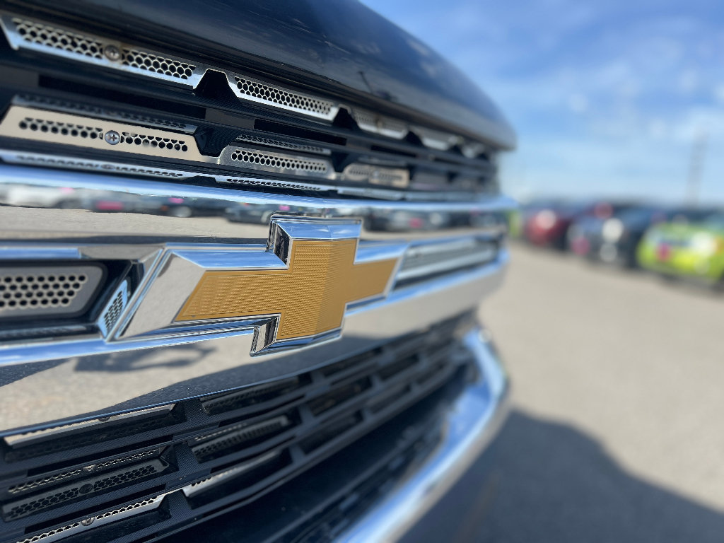 Used 2020 Chevrolet Silverado 1500 LT Truck Crew Cab