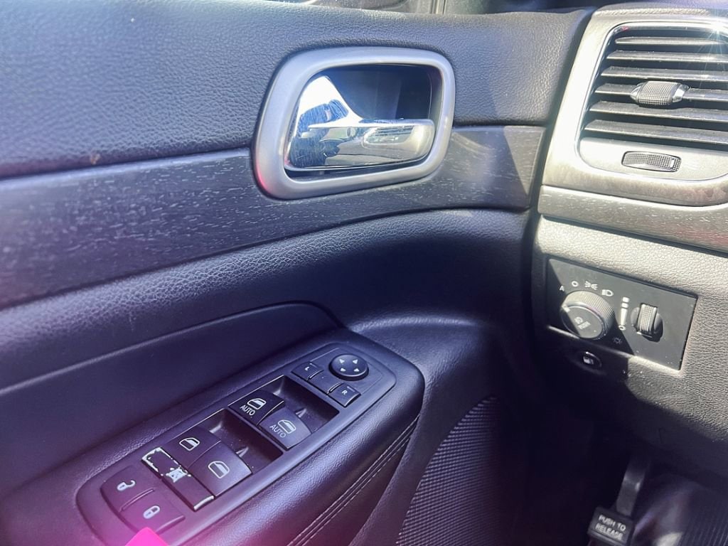 2017 Jeep Grand Cherokee Altitude - Photo 20