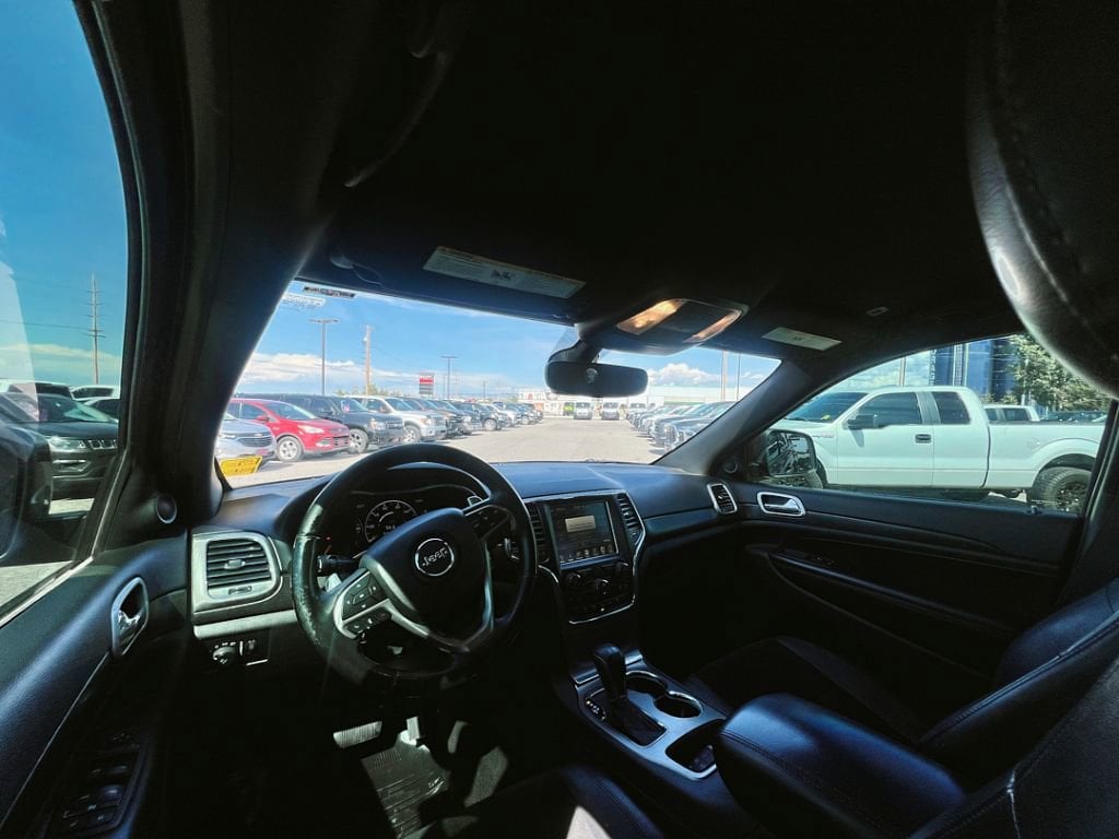 2017 Jeep Grand Cherokee Altitude - Photo 13