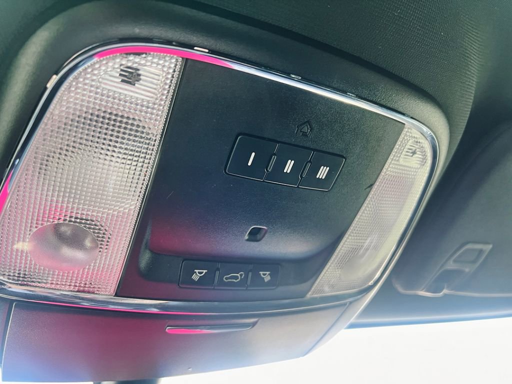 2017 Jeep Grand Cherokee Altitude - Photo 21
