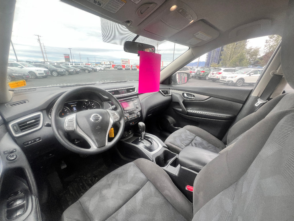 Used 2015 Nissan Rogue S SUV