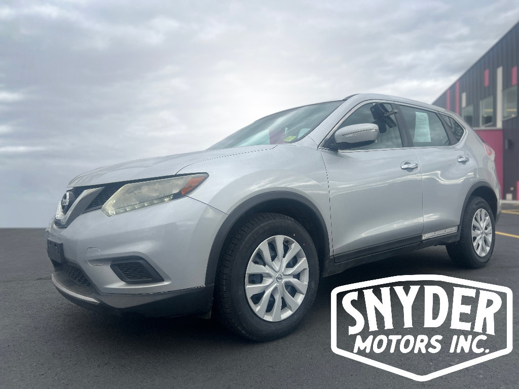 Used 2015 Nissan Rogue S SUV