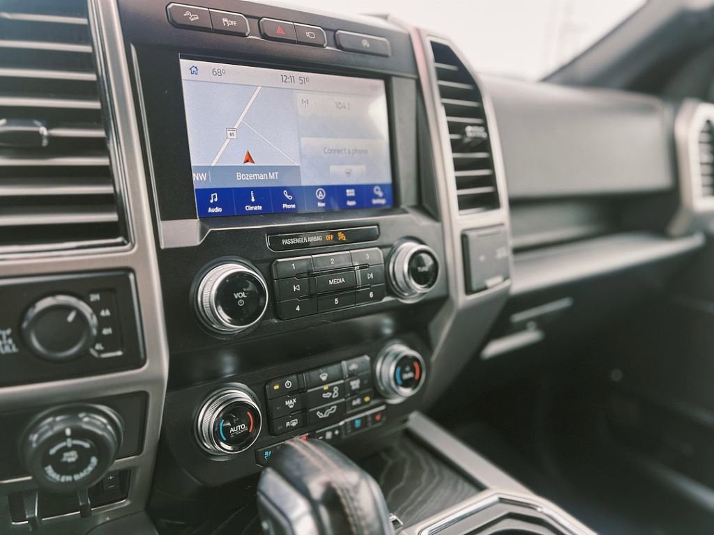 2020 Ford F-150 Platinum - Photo 17